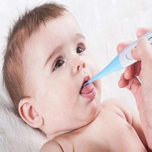 Trousse de toilette pour bébé (13 accessoires)