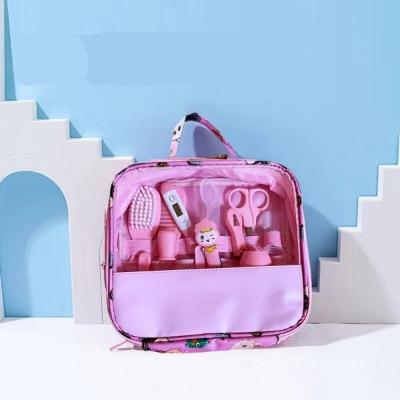 Trousse de toilette pour bébé (13 accessoires)
